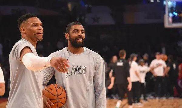 华体会官方-篮网湖人感受相似烦恼 约基奇才是最可怜之人